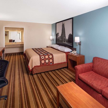 Motel Super 8 By Wyndham Burlington Nc Exteriér fotografie