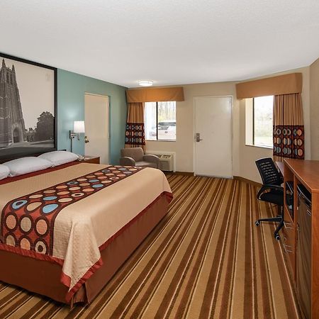 Motel Super 8 By Wyndham Burlington Nc Exteriér fotografie