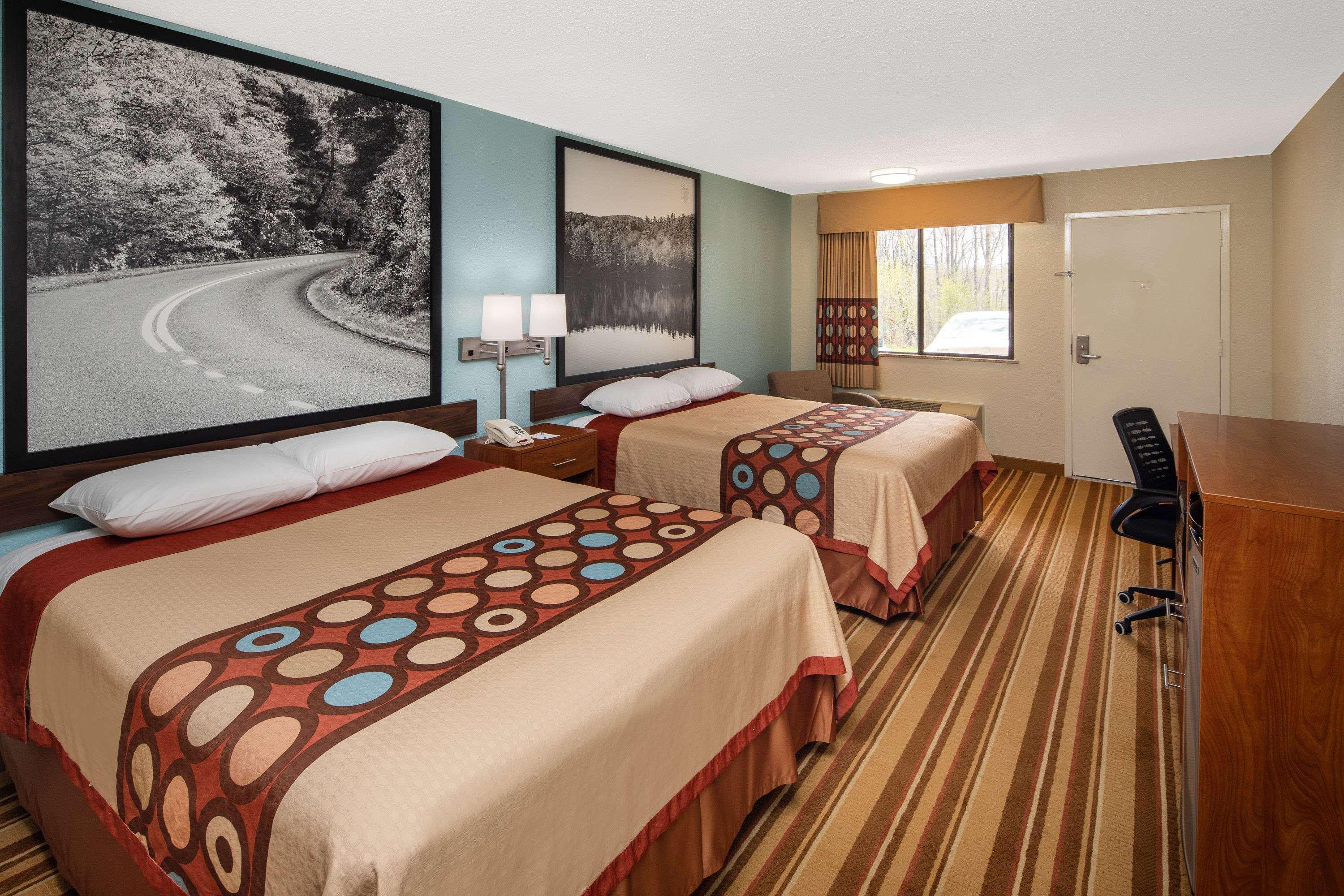 Motel Super 8 By Wyndham Burlington Nc Exteriér fotografie