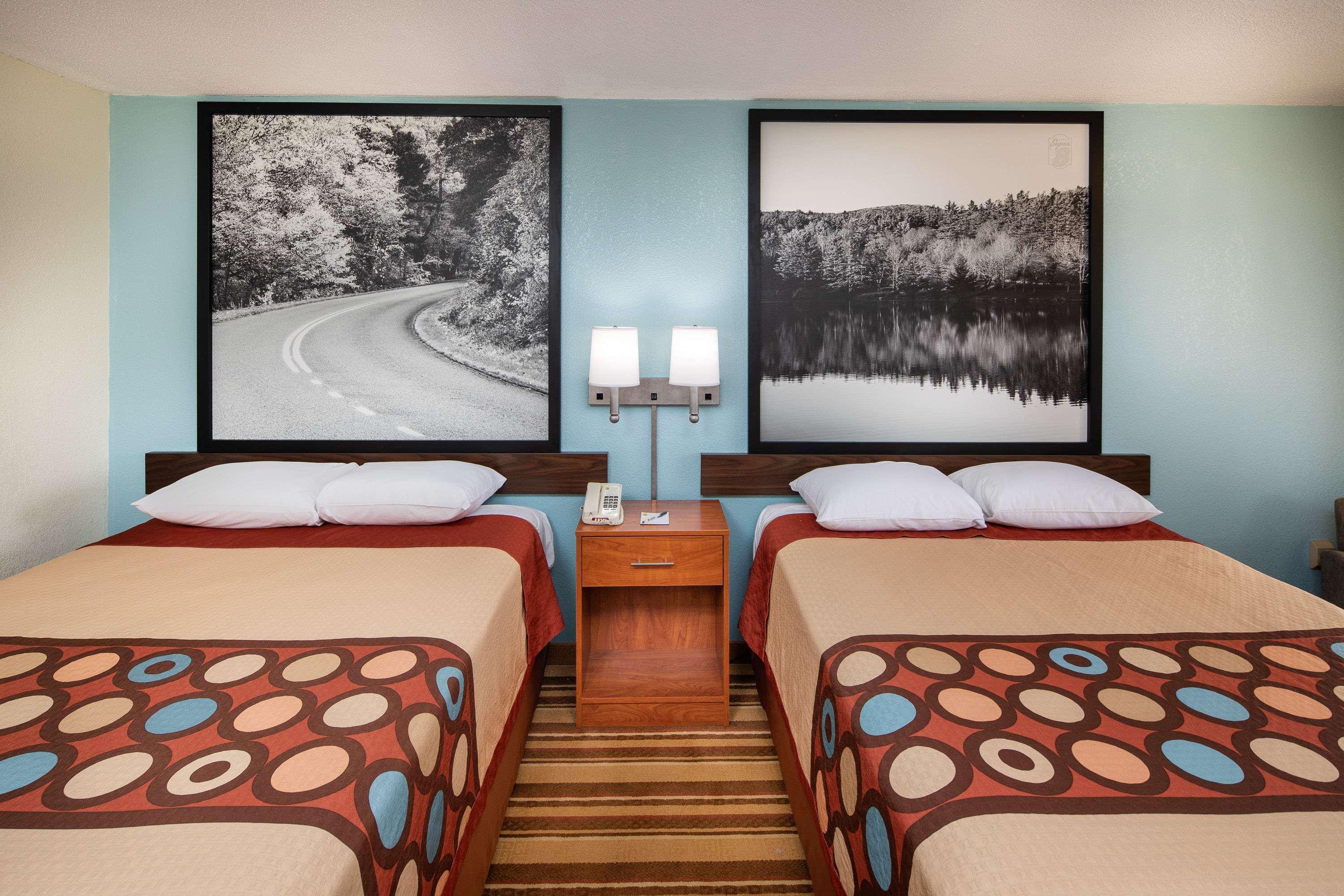 Motel Super 8 By Wyndham Burlington Nc Exteriér fotografie
